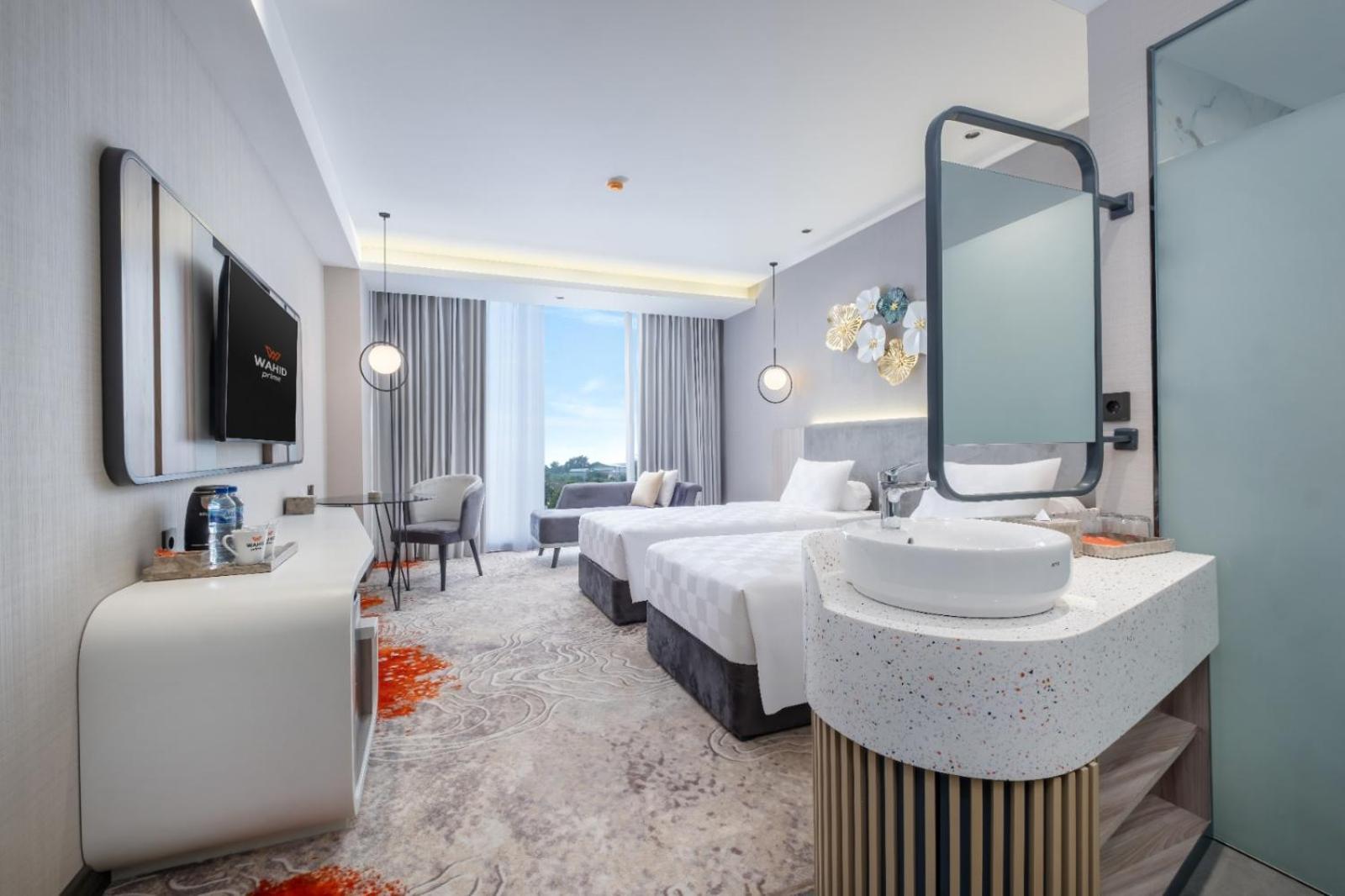 Wahid Prime Hotel Salatiga Bagian luar foto